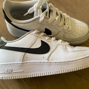 Nike Air Force 6.5 youth size black and white